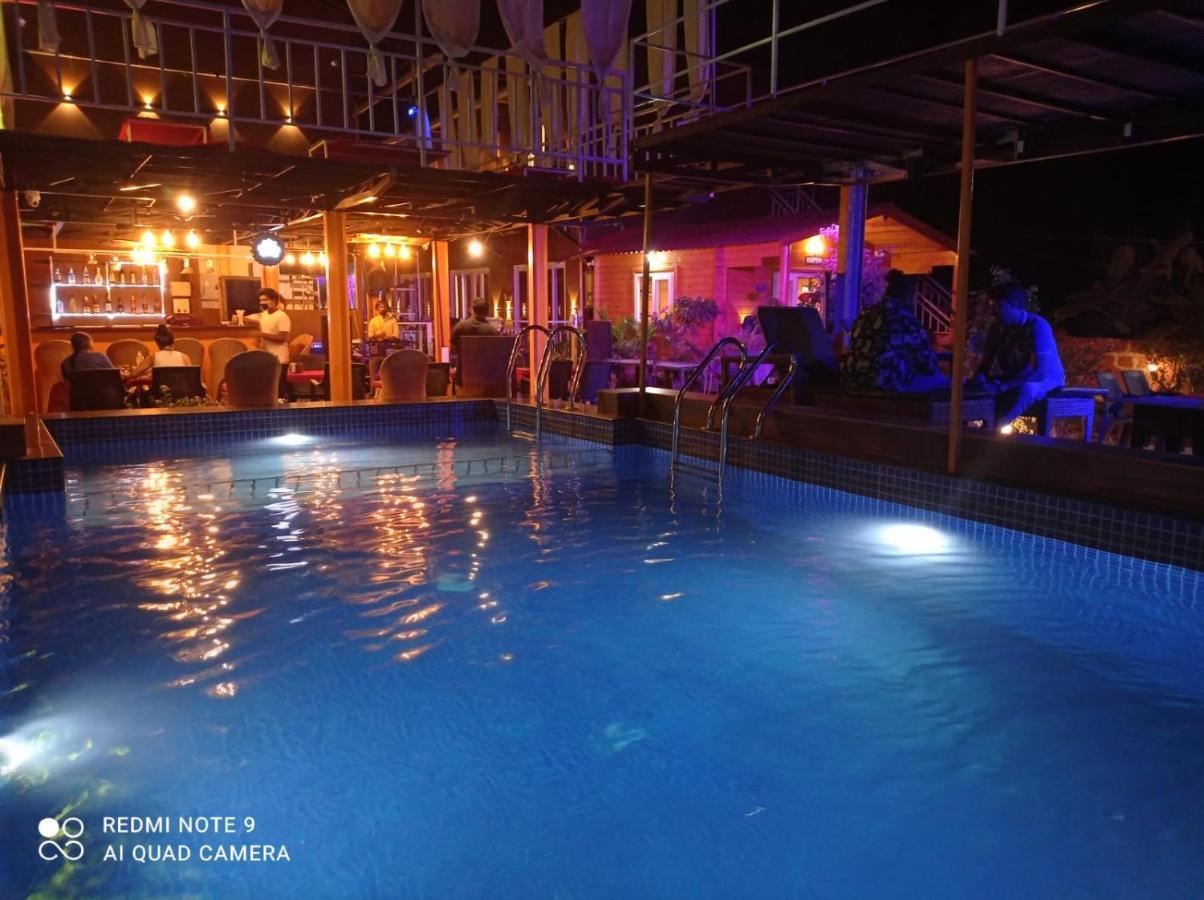 Vedana Retreat Arambol Hotel ภายนอก รูปภาพ