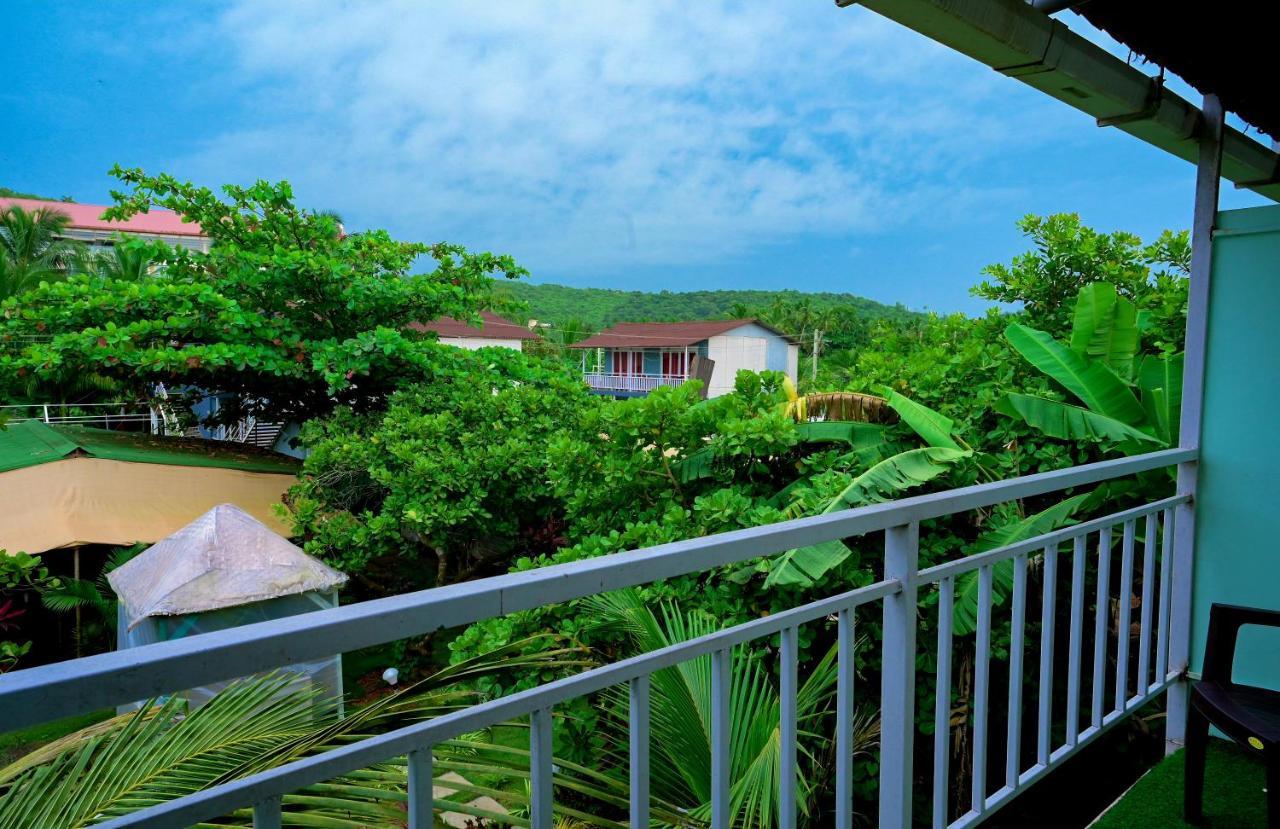 Vedana Retreat Arambol Hotel ภายนอก รูปภาพ
