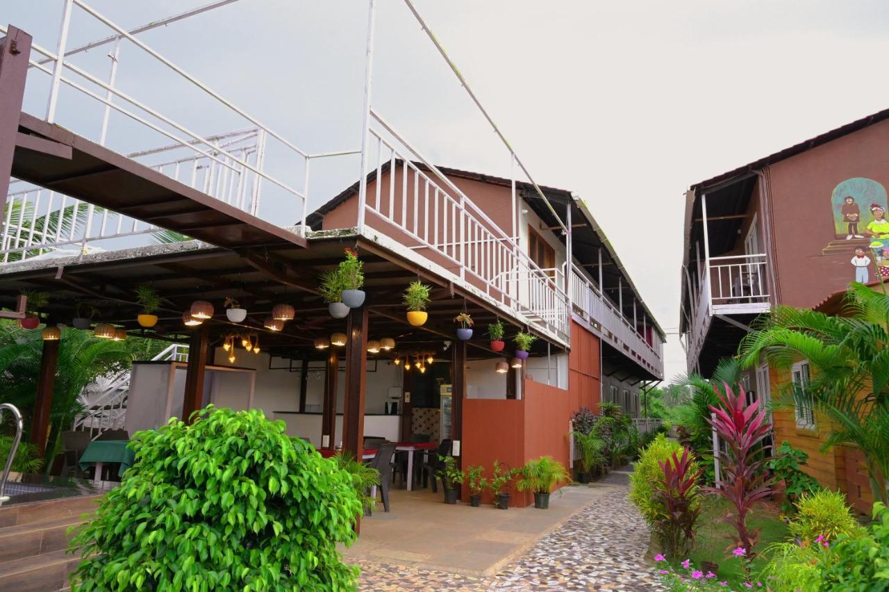 Vedana Retreat Arambol Hotel ภายนอก รูปภาพ