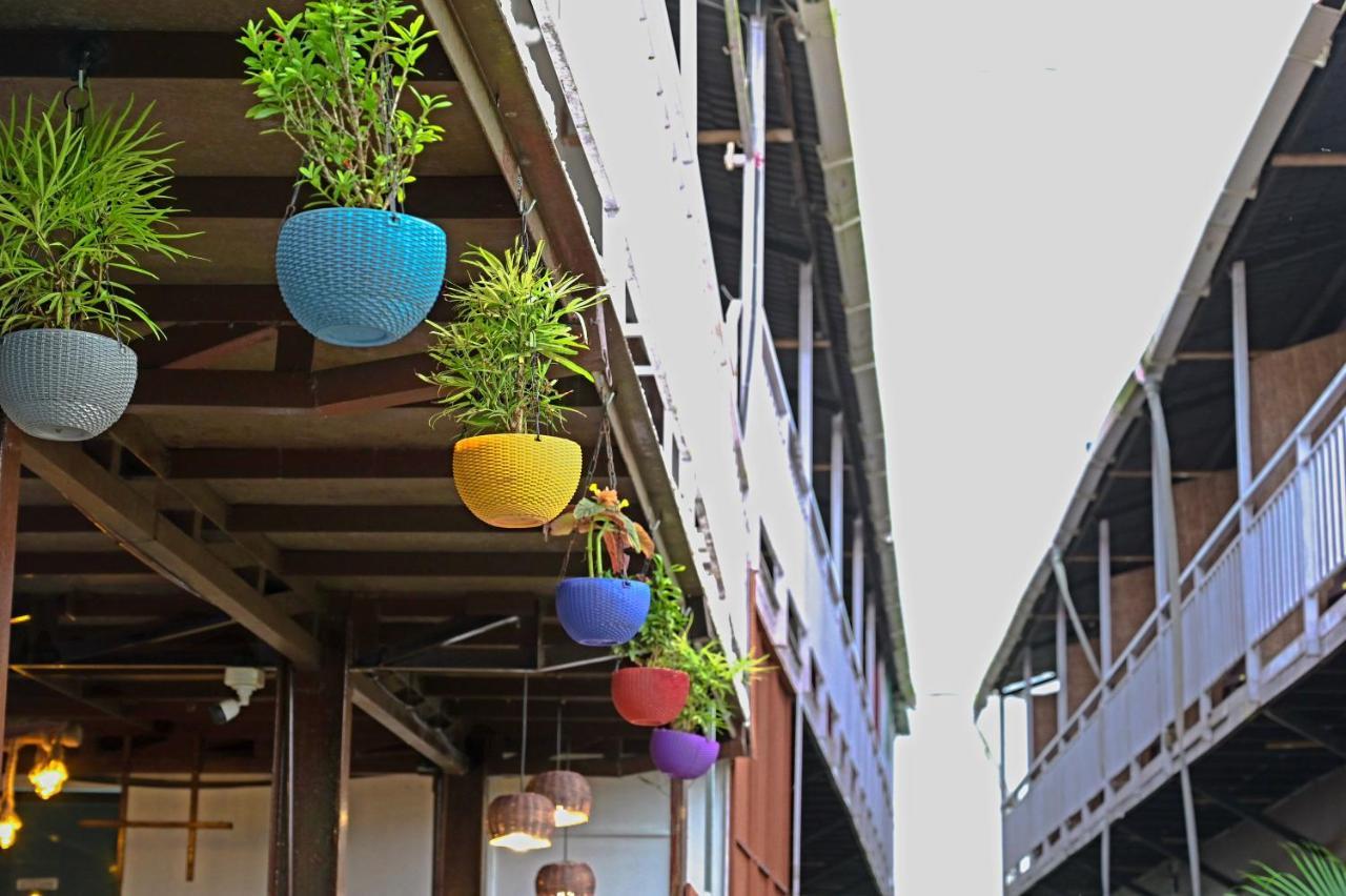 Vedana Retreat Arambol Hotel ภายนอก รูปภาพ